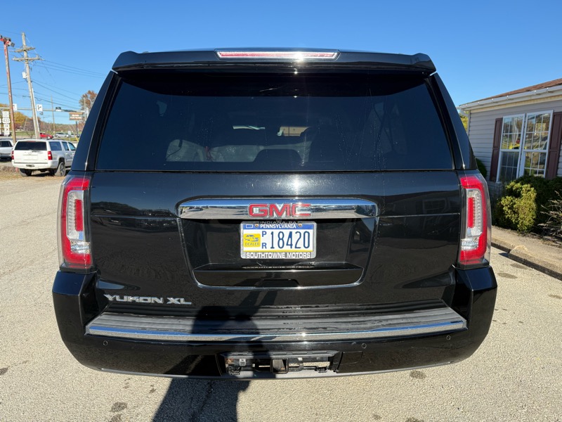 GMC Yukon XL Denali 4WD 2018 GMC Yukon XL Denali 4WD 2018