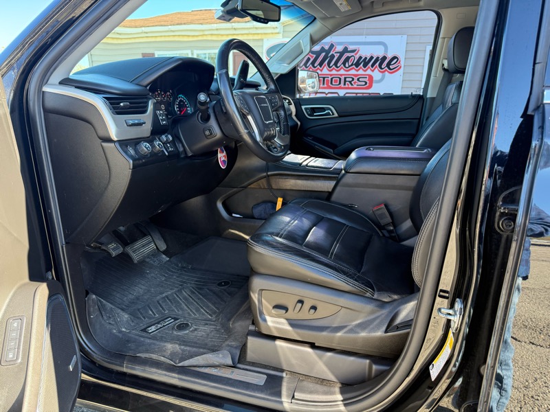 GMC Yukon XL Denali 4WD 2018 GMC Yukon XL Denali 4WD 2018