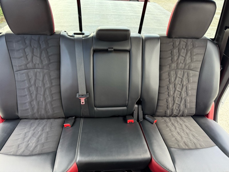 RAM 1500 4WD Crew Cab 140.5" Rebel 2016 RAM 1500 4WD Crew Cab 140.5" Rebel 2016