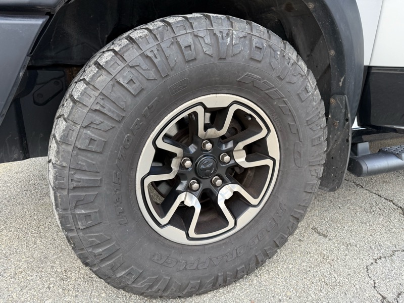 RAM 1500 4WD Crew Cab 140.5" Rebel 2016 RAM 1500 4WD Crew Cab 140.5" Rebel 2016