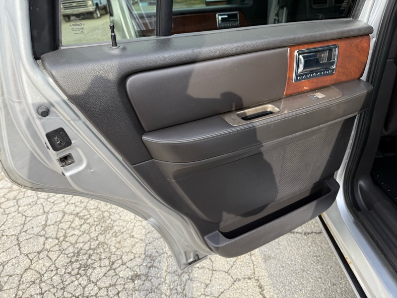 Lincoln Navigator 4WD 2014 Lincoln Navigator 4WD 2014