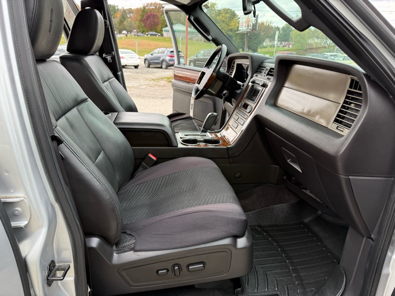 Lincoln Navigator 4WD 2014 Lincoln Navigator 4WD 2014