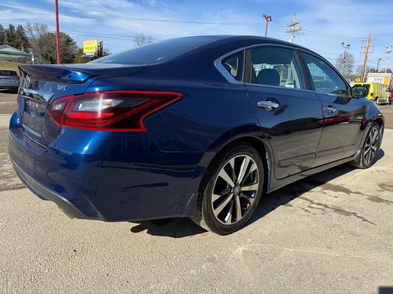 Nissan Altima 2.5 SR 2017