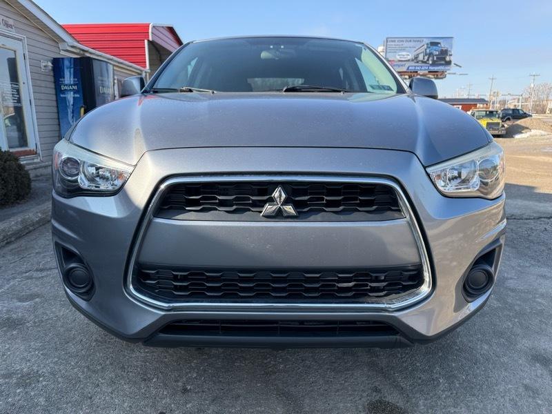 Mitsubishi Outlander Sport ES 4D SUV 4WD 2014