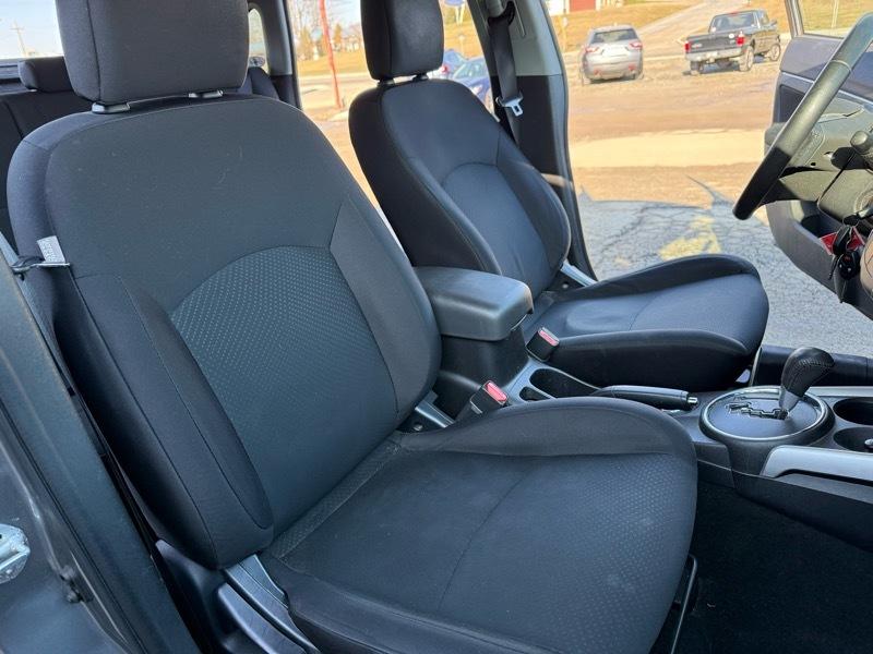 Mitsubishi Outlander Sport ES 4D SUV 4WD 2014