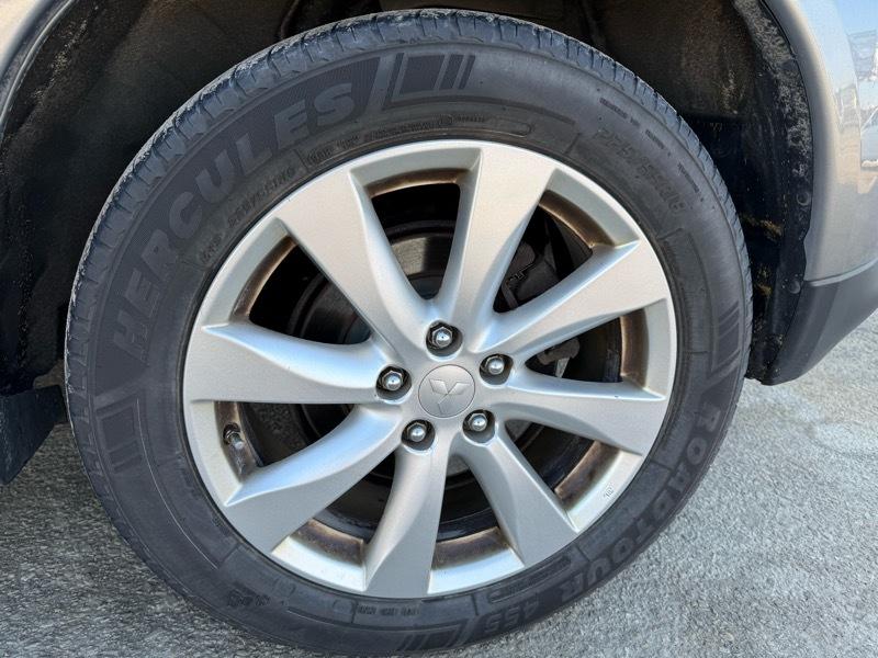 Mitsubishi Outlander Sport ES 4D SUV 4WD 2014