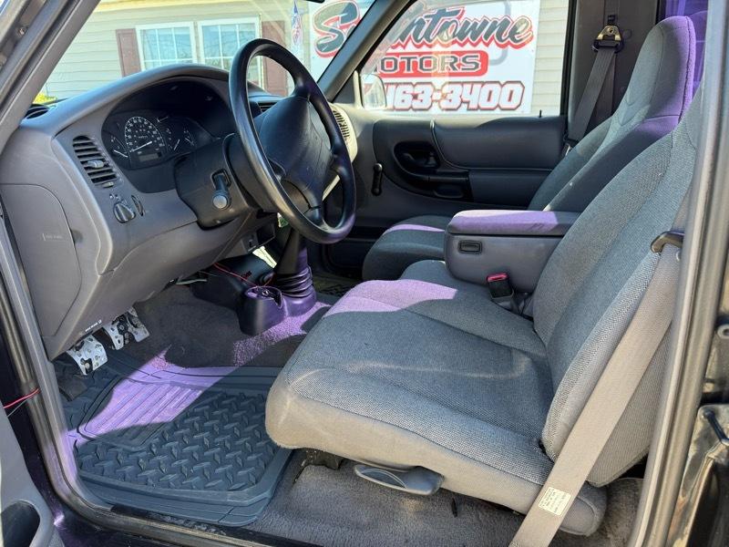 Ford Ranger XL Short Bed 2WD 2000