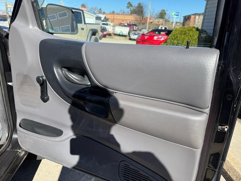 Ford Ranger XL Short Bed 2WD 2000