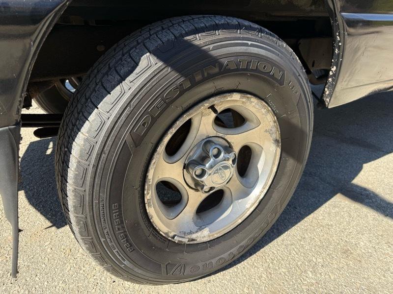 Ford Ranger XL Short Bed 2WD 2000