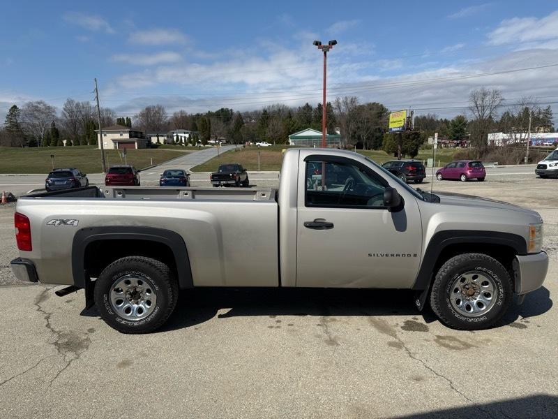 Chevrolet Silverado 1500 LS Reg Cab 4WD 2008