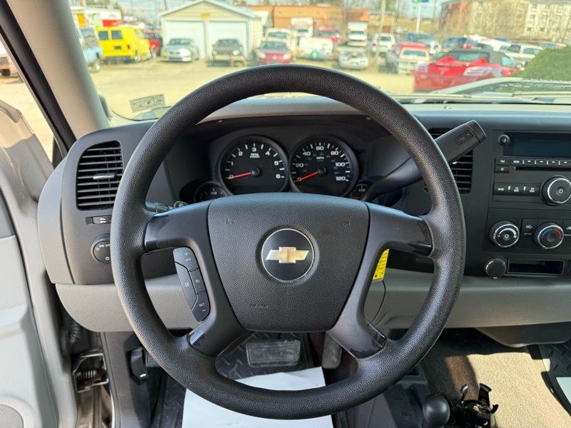 Chevrolet Silverado 1500 LS Reg Cab 4WD 2008