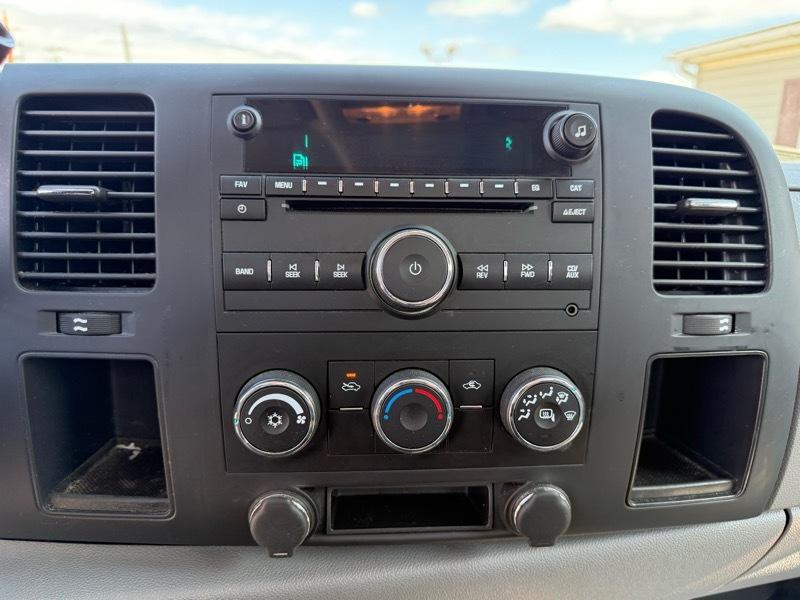 Chevrolet Silverado 1500 LS Reg Cab 4WD 2008