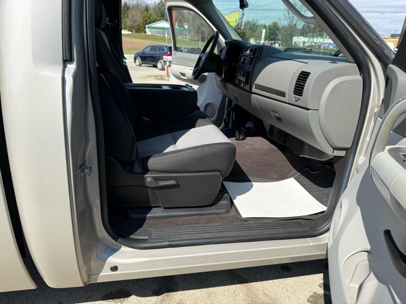 Chevrolet Silverado 1500 LS Reg Cab 4WD 2008