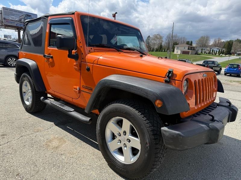 Jeep Wrangler Sport 4WD 2012
