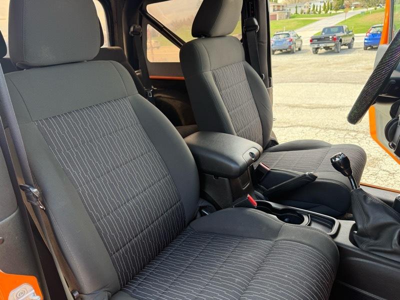 Jeep Wrangler Sport 4WD 2012