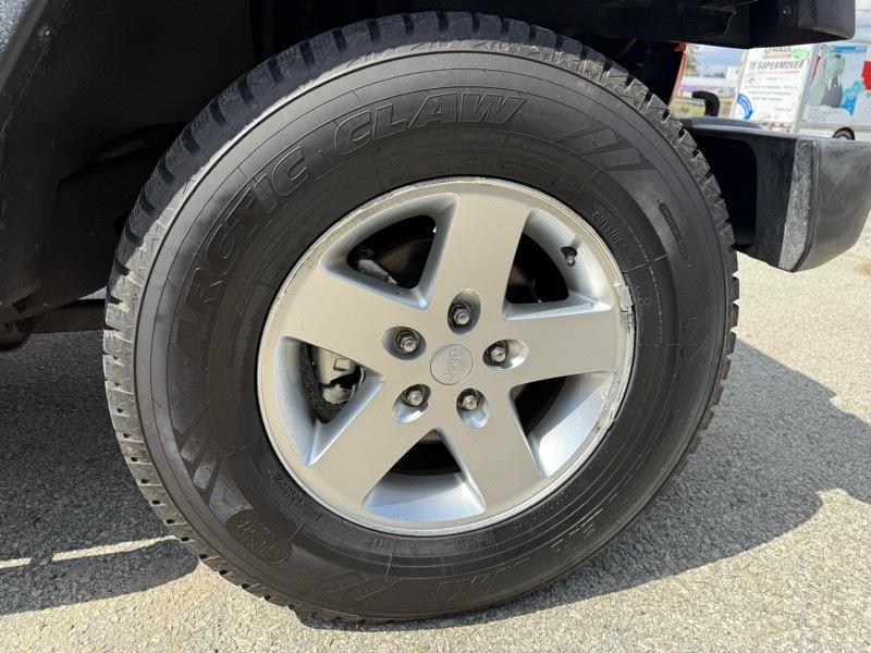 Jeep Wrangler Sport 4WD 2012