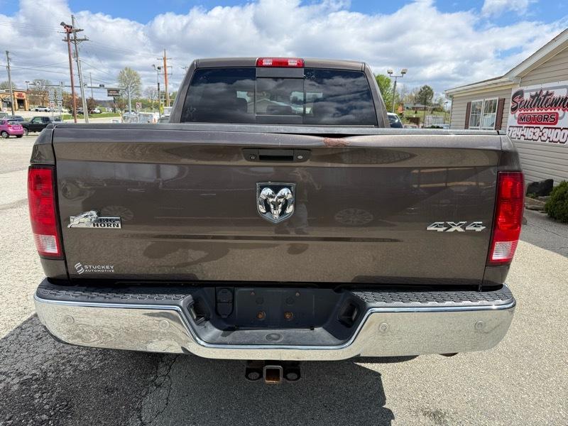 RAM 1500 Big Horn 4x4 Crew Cab 5'7" Box 2018