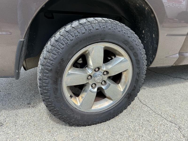 RAM 1500 Big Horn 4x4 Crew Cab 5'7" Box 2018