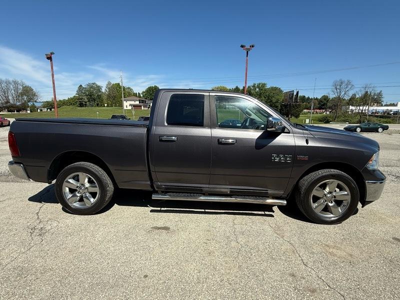 RAM 1500 Big Horn Quad Cab 4WD 2016