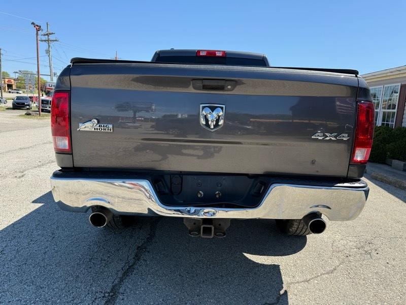 RAM 1500 Big Horn Quad Cab 4WD 2016
