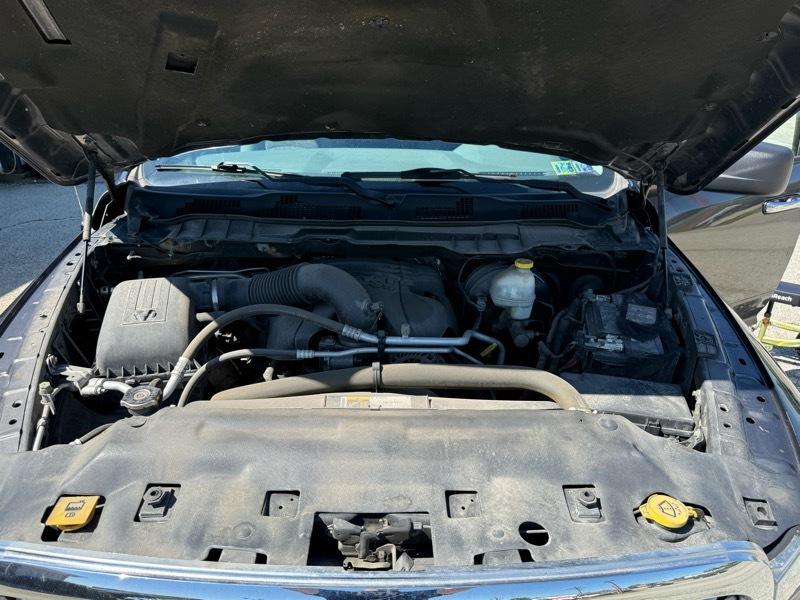 RAM 1500 Big Horn Quad Cab 4WD 2016
