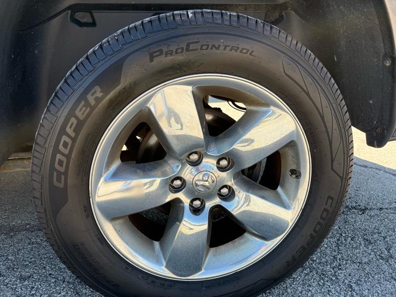 RAM 1500 Big Horn Quad Cab 4WD 2016