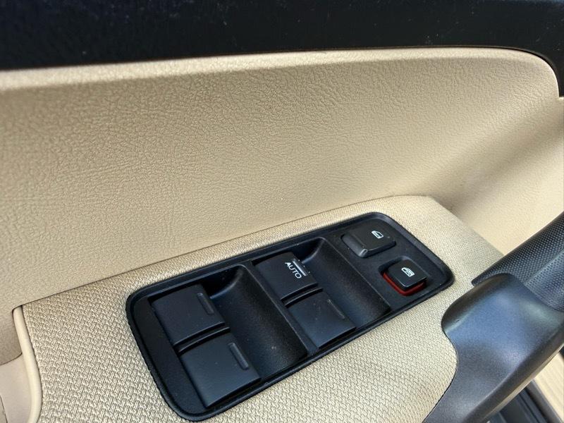 Honda CR-V EX 4WD 5-Speed AT 2011