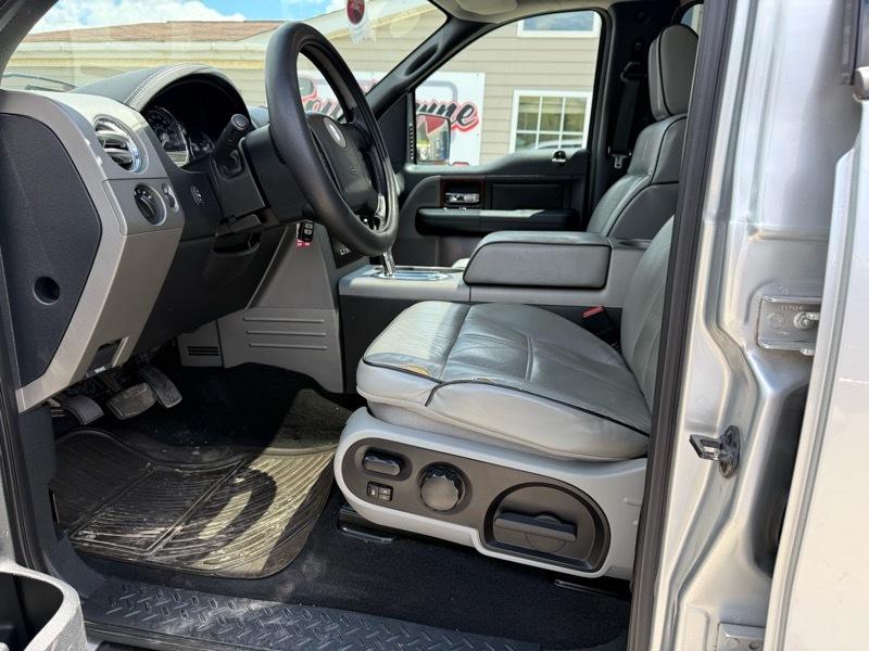 Lincoln Mark LT 4WD 2006