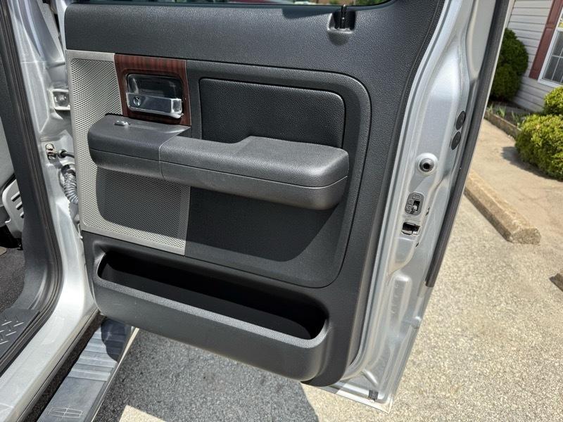 Lincoln Mark LT 4WD 2006