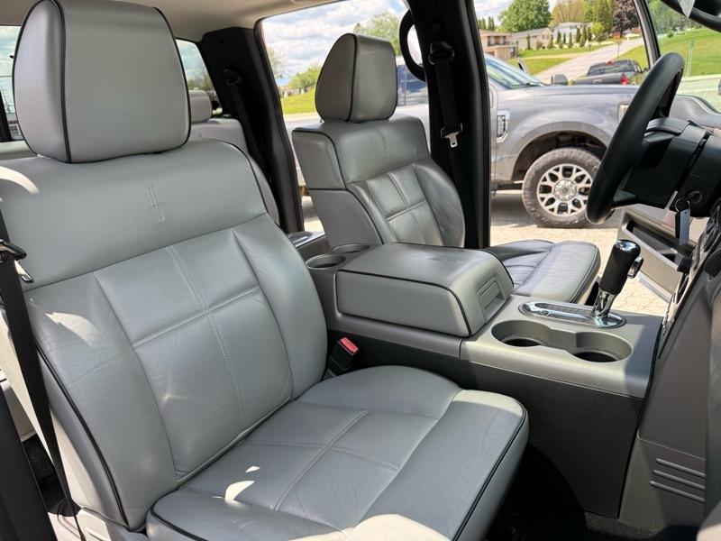 Lincoln Mark LT 4WD 2006