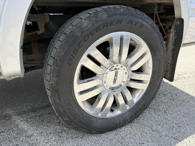 Lincoln Mark LT 4WD 2006