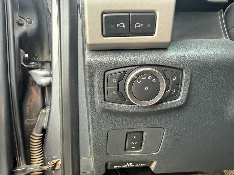 Ford F-250 SD Lariat Crew Cab 4WD 2022