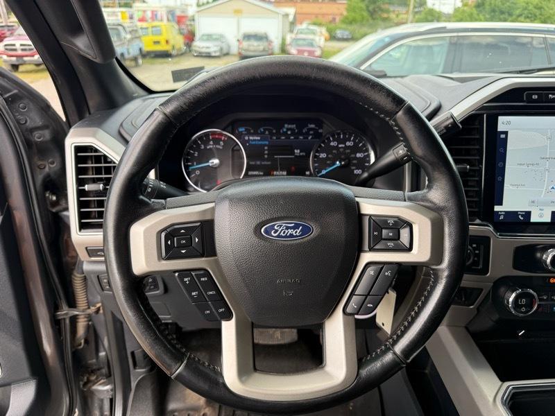 Ford F-250 SD Lariat Crew Cab 4WD 2022