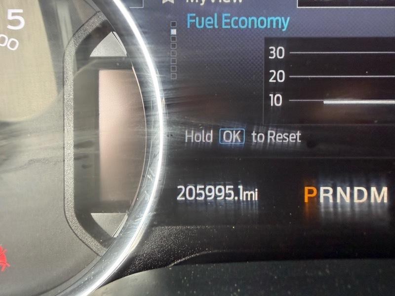 Ford F-250 SD Lariat Crew Cab 4WD 2022