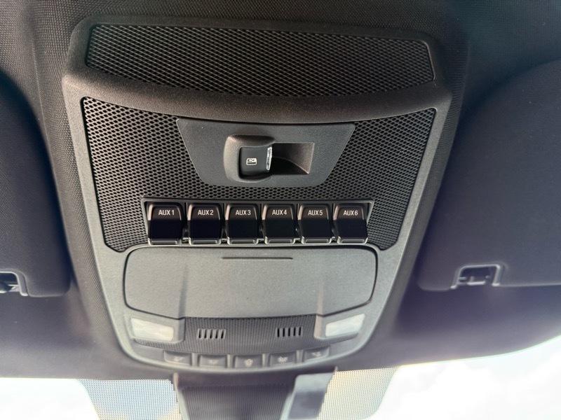 Ford F-250 SD Lariat Crew Cab 4WD 2022
