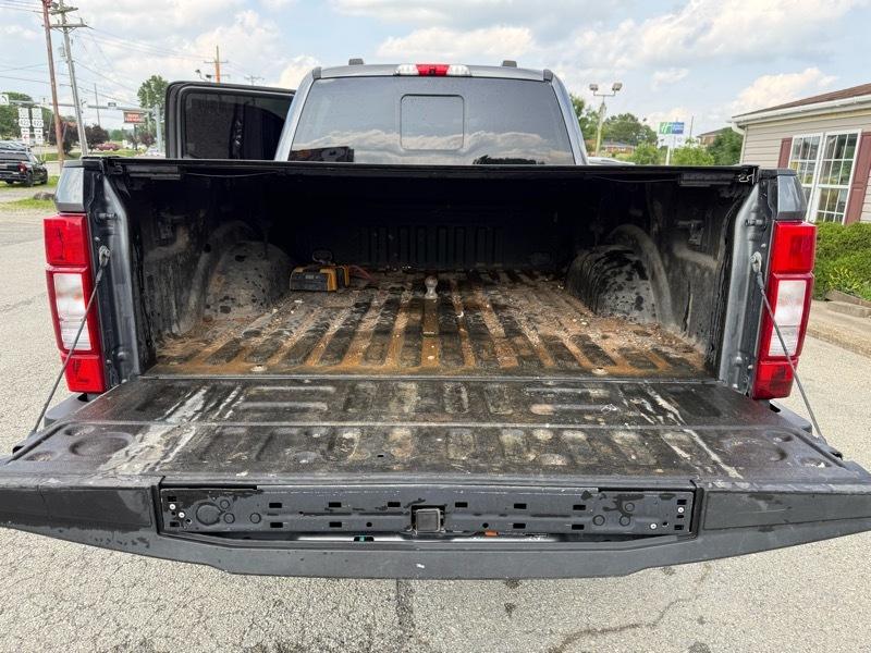 Ford F-250 SD Lariat Crew Cab 4WD 2022