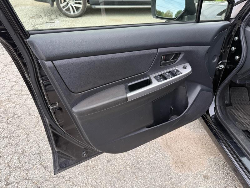 Subaru Impreza 2.0i PZEV CVT 4-Door 2016