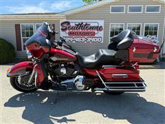 2012 Harley-Davidson FLHTCU103 