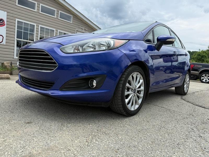 Ford Fiesta SE Sedan 2014