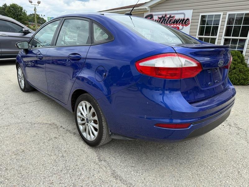 Ford Fiesta SE Sedan 2014