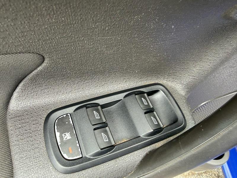 Ford Fiesta SE Sedan 2014