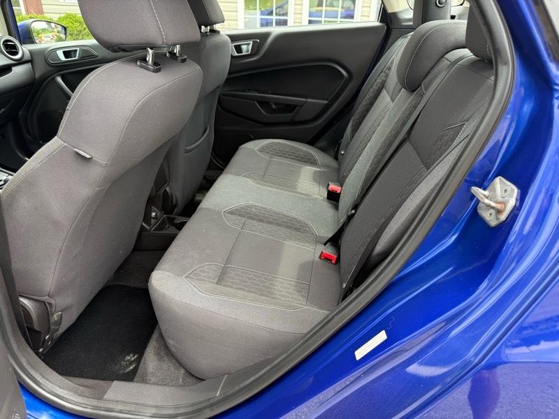 Ford Fiesta SE Sedan 2014