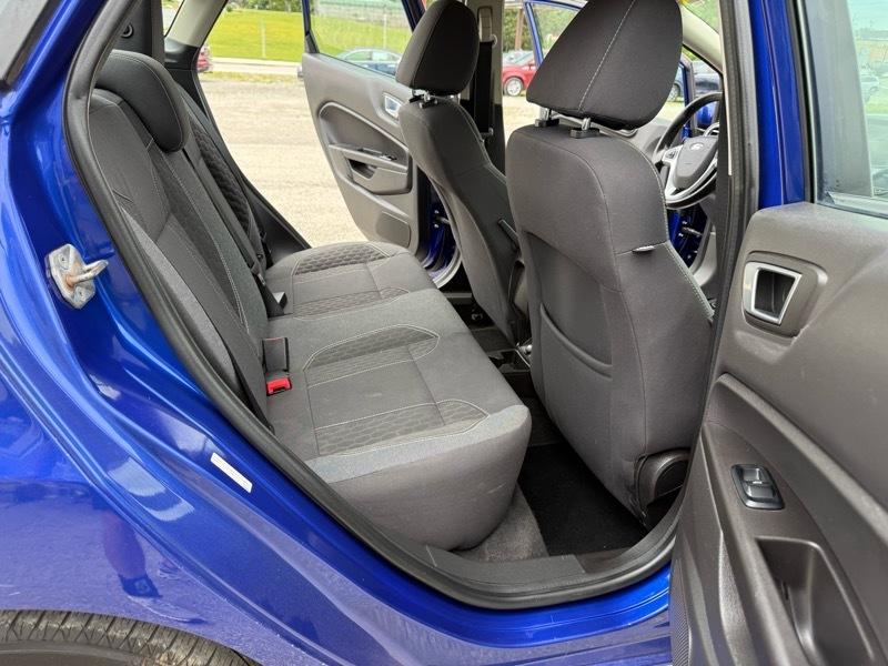 Ford Fiesta SE Sedan 2014