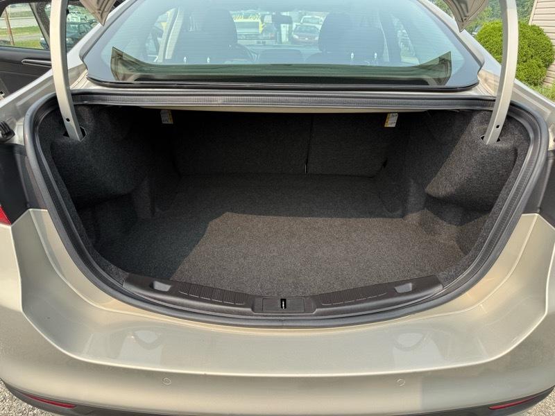 Ford Fusion SE 2016