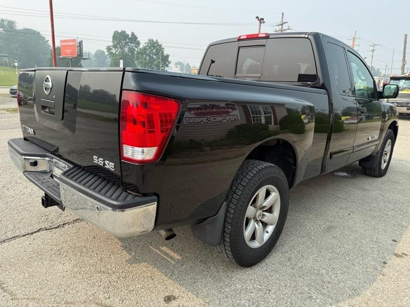 Nissan Titan XE King Cab 4WD SWB 2010