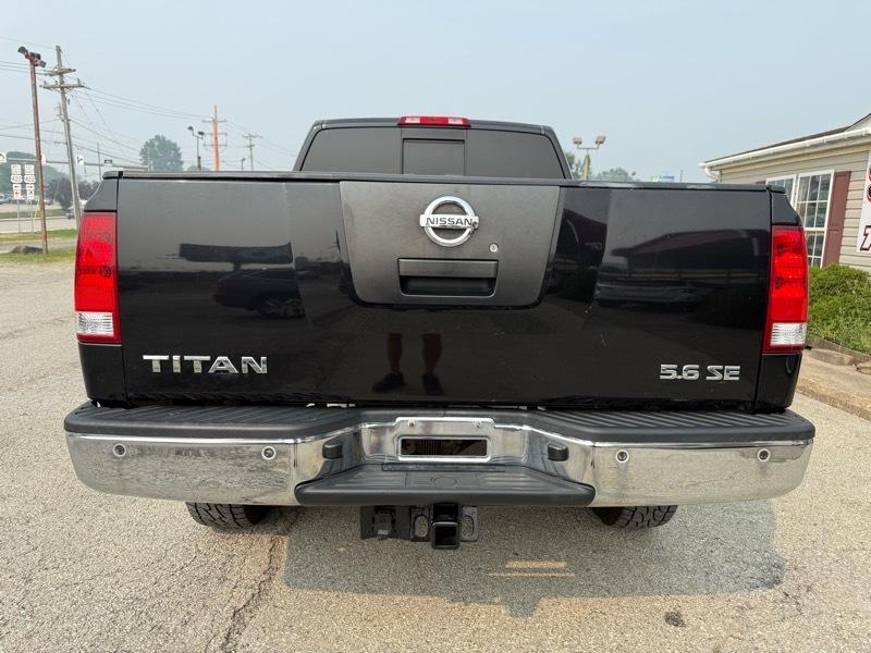 Nissan Titan XE King Cab 4WD SWB 2010