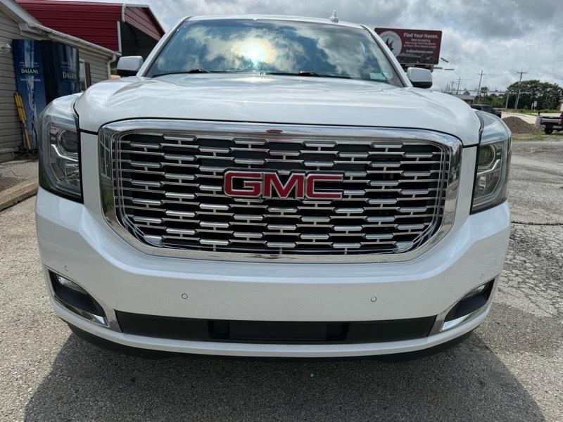 GMC Yukon Denali 4WD 2018