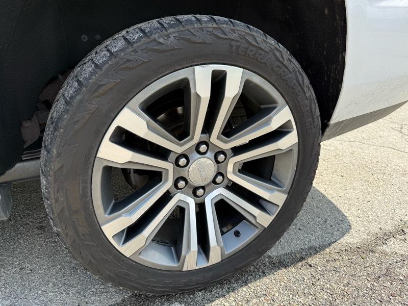GMC Yukon Denali 4WD 2018