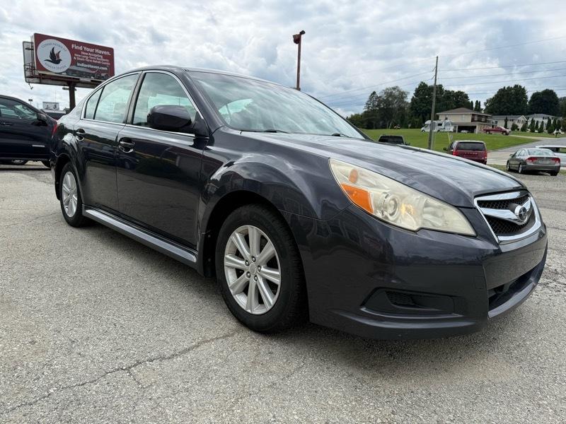 Subaru Legacy 2.5i Premium 2011