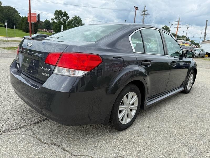 Subaru Legacy 2.5i Premium 2011